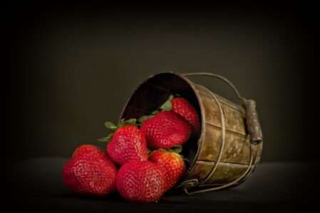 Strawberry Bliss - напиток с ромом и клубникой