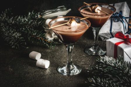 Шоколадное блаженство - сладкий десертный напиток с коньяком «Плиска Медовый».